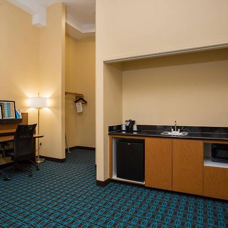Fairfield Inn Boston Ντέντχαμ Εξωτερικό φωτογραφία
