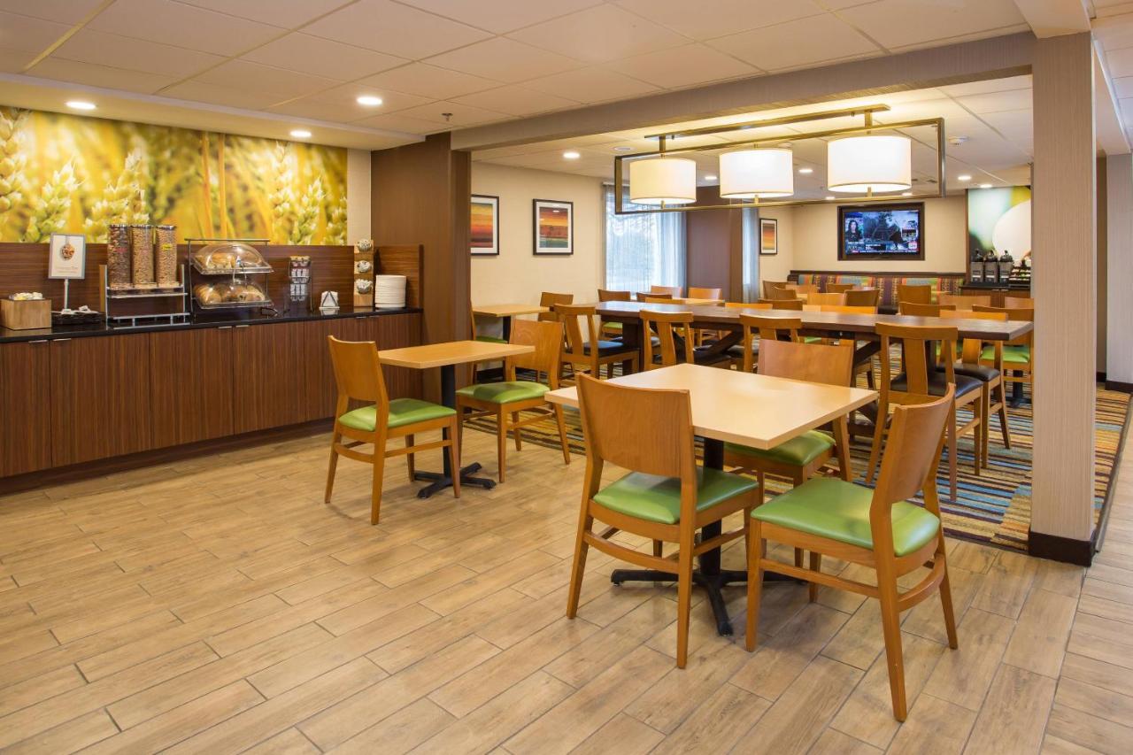 Fairfield Inn Boston Ντέντχαμ Εξωτερικό φωτογραφία