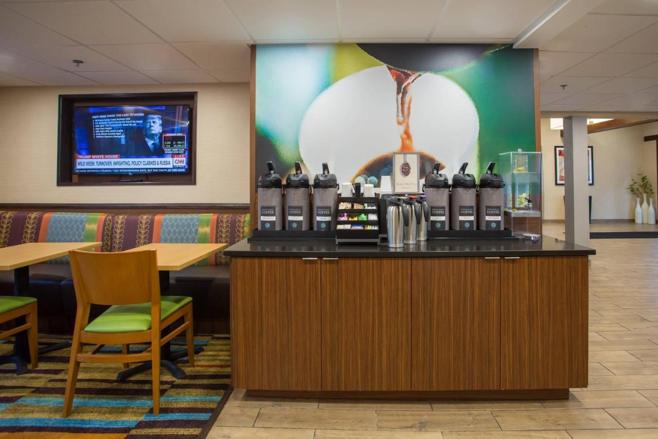 Fairfield Inn Boston Ντέντχαμ Εξωτερικό φωτογραφία