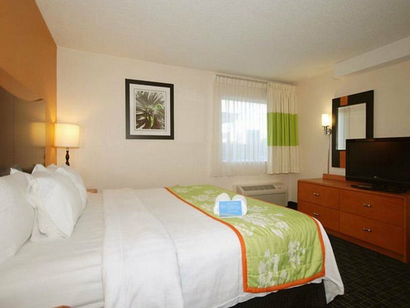 Fairfield Inn Boston Ντέντχαμ Εξωτερικό φωτογραφία